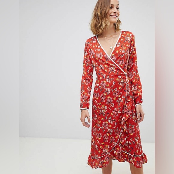Free People Covent Garden Red Brick Floral Wrap Dress Size 6 - Picture 2 of 9